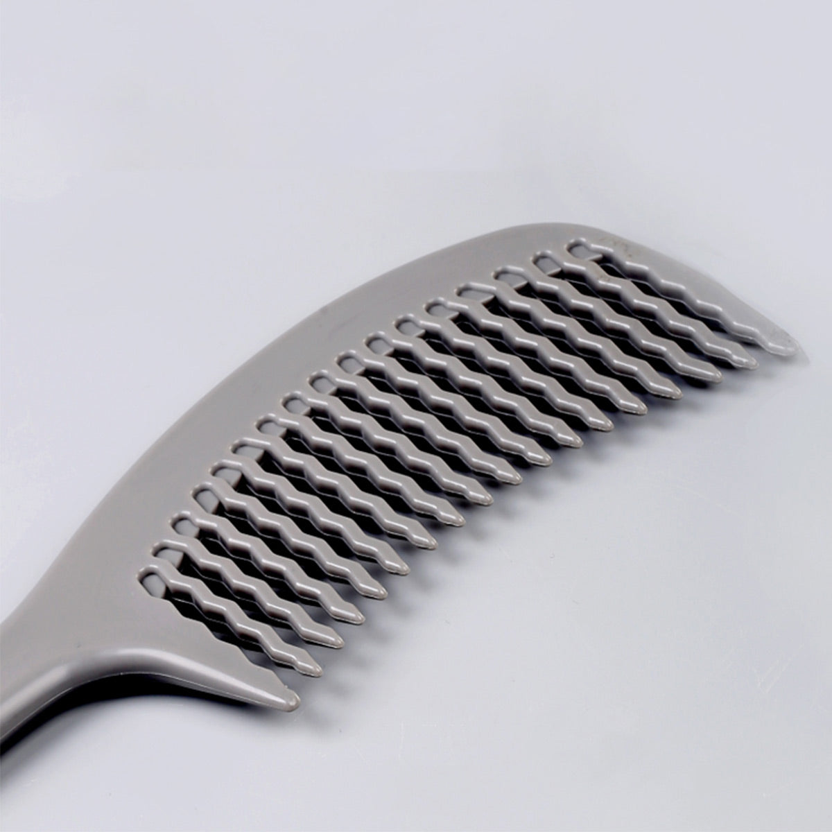 Peigne à dents larges