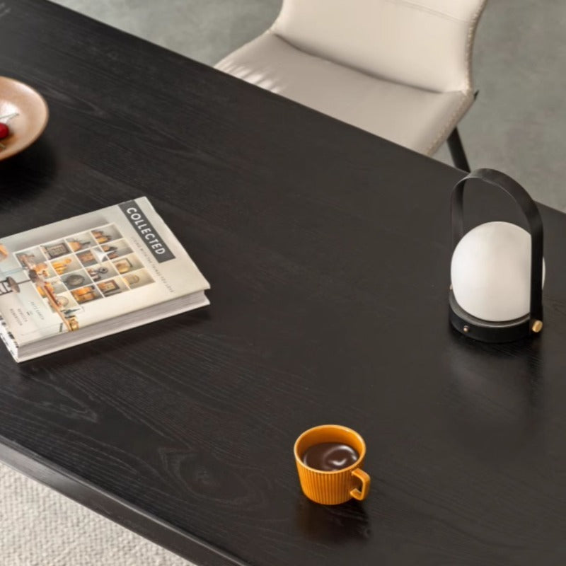 Table à manger en bois massif Titan