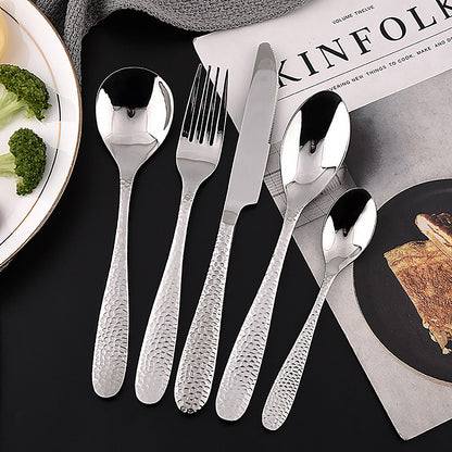 Cuillère à café martelée