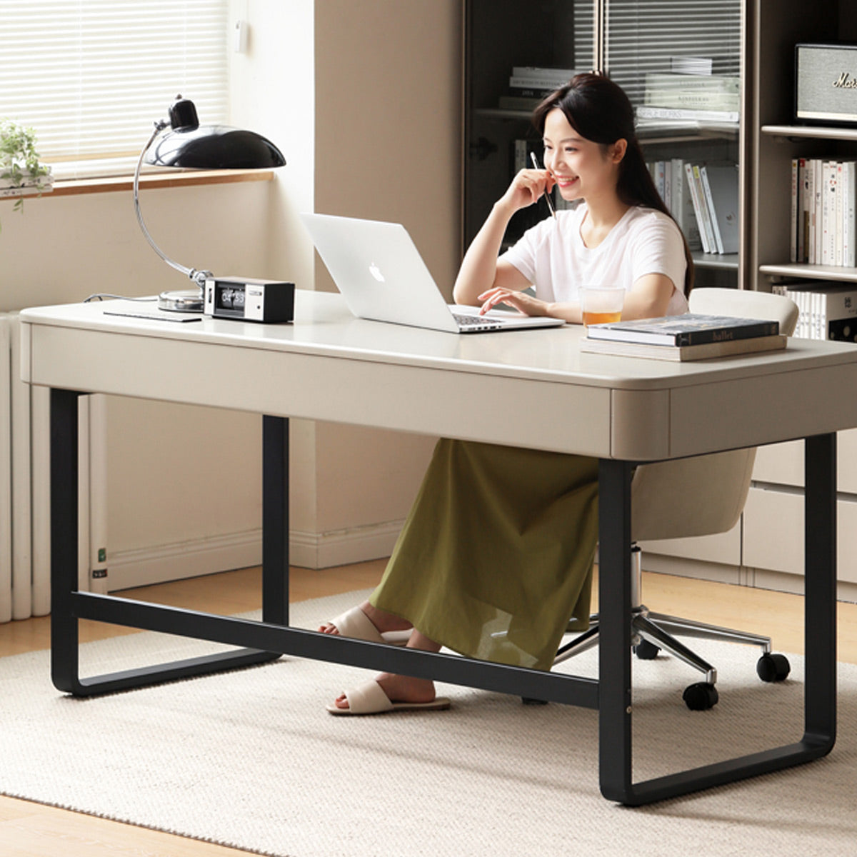 Table d'étude Dante