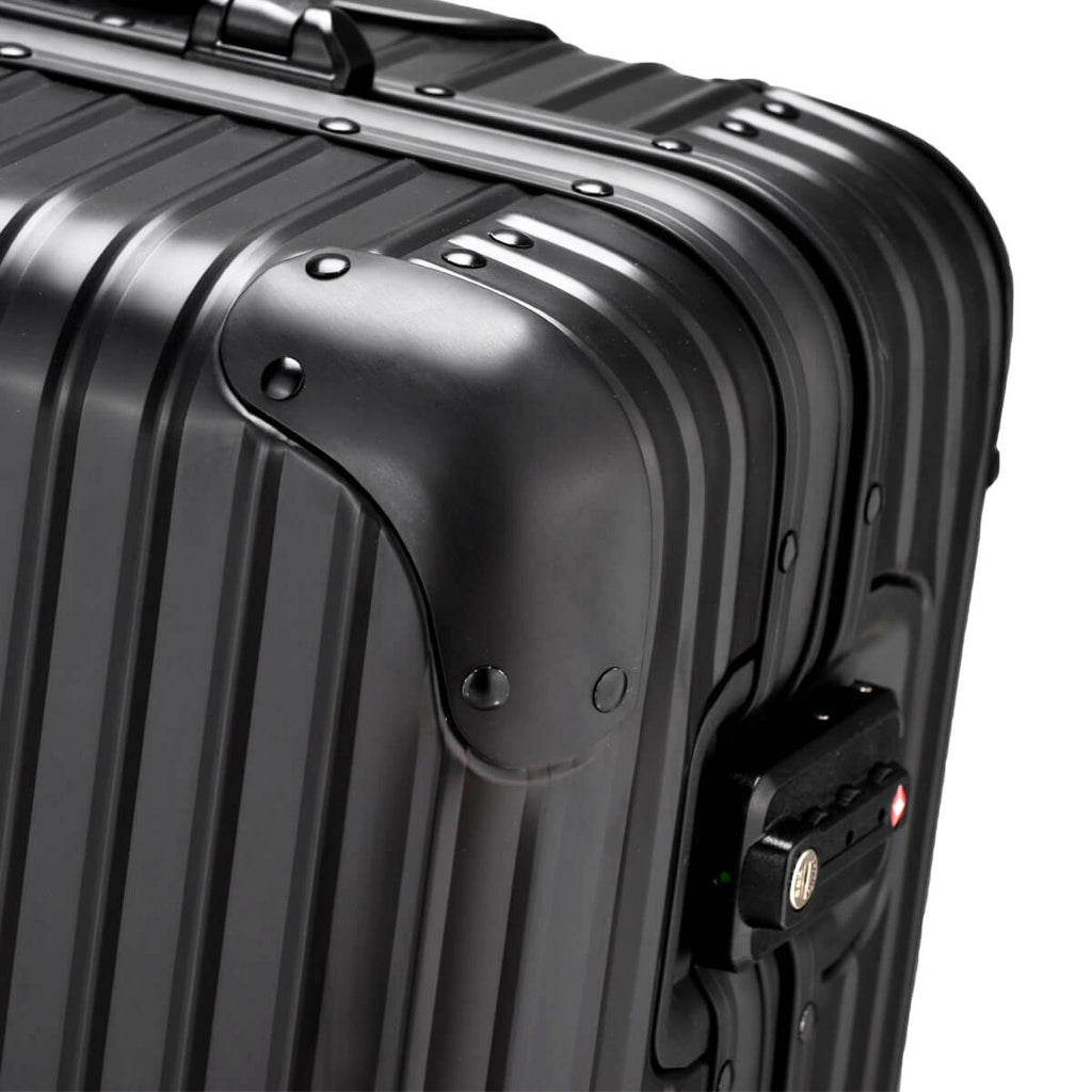 Valise entièrement en aluminium avec compartiment à rabat