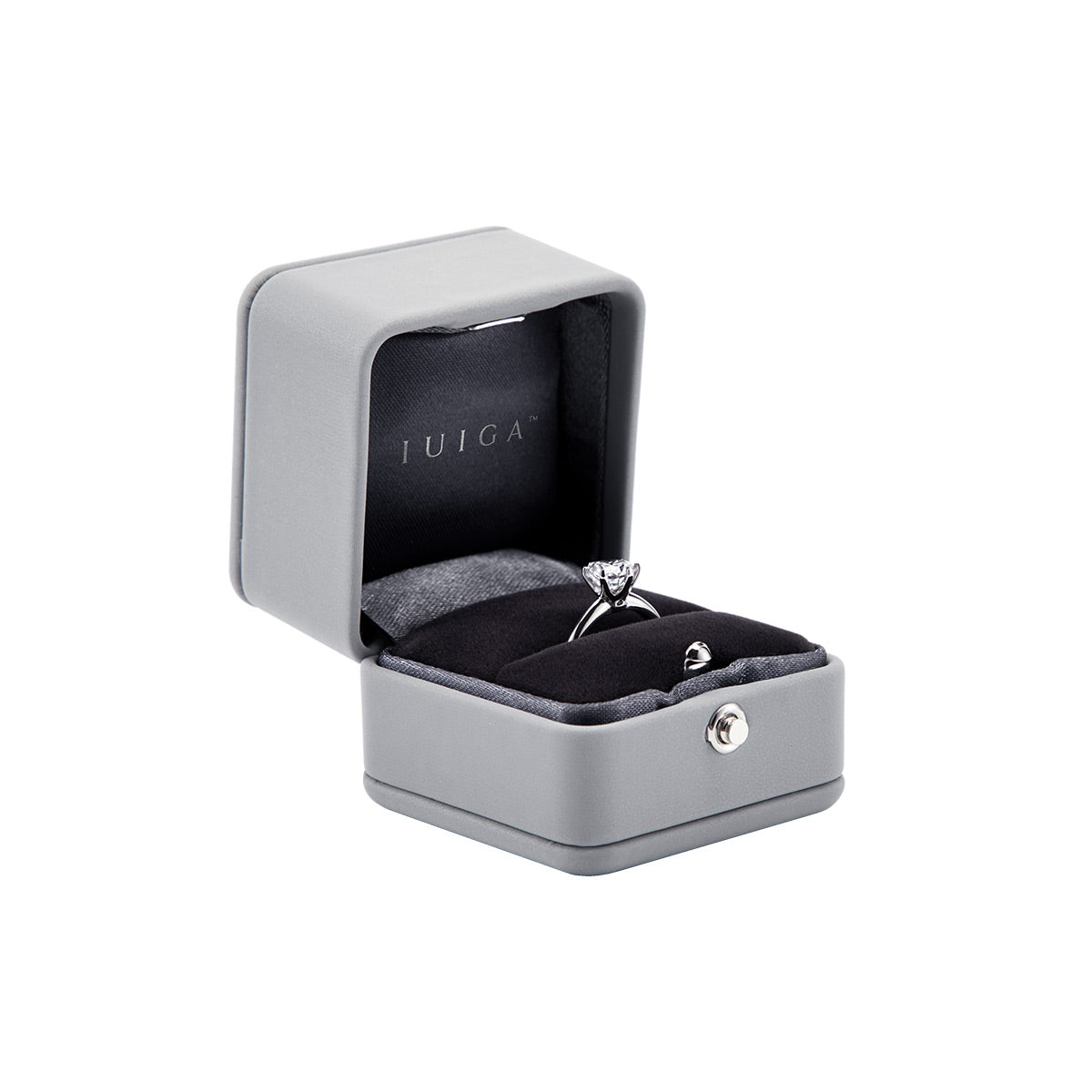 Bague solitaire en diamant (1 carat)