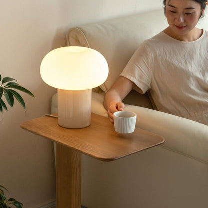 Table d'appoint en bois massif Finley