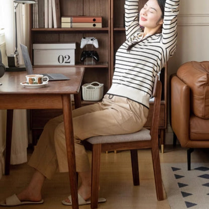 Chaise de salle à manger rembourrée en noyer Nadia