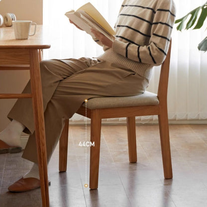 Chaise de salle à manger en bois massif Kei