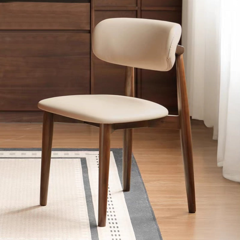 Chaise de salle à manger en cuir massif Kei