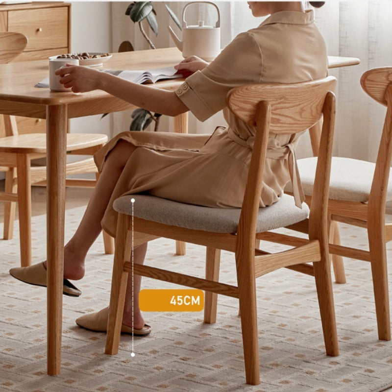 Chaise de salle à manger en chêne massif Nara