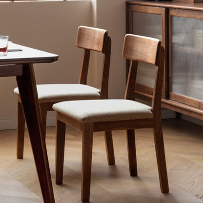 Chaise de salle à manger rembourrée en noyer Nadia